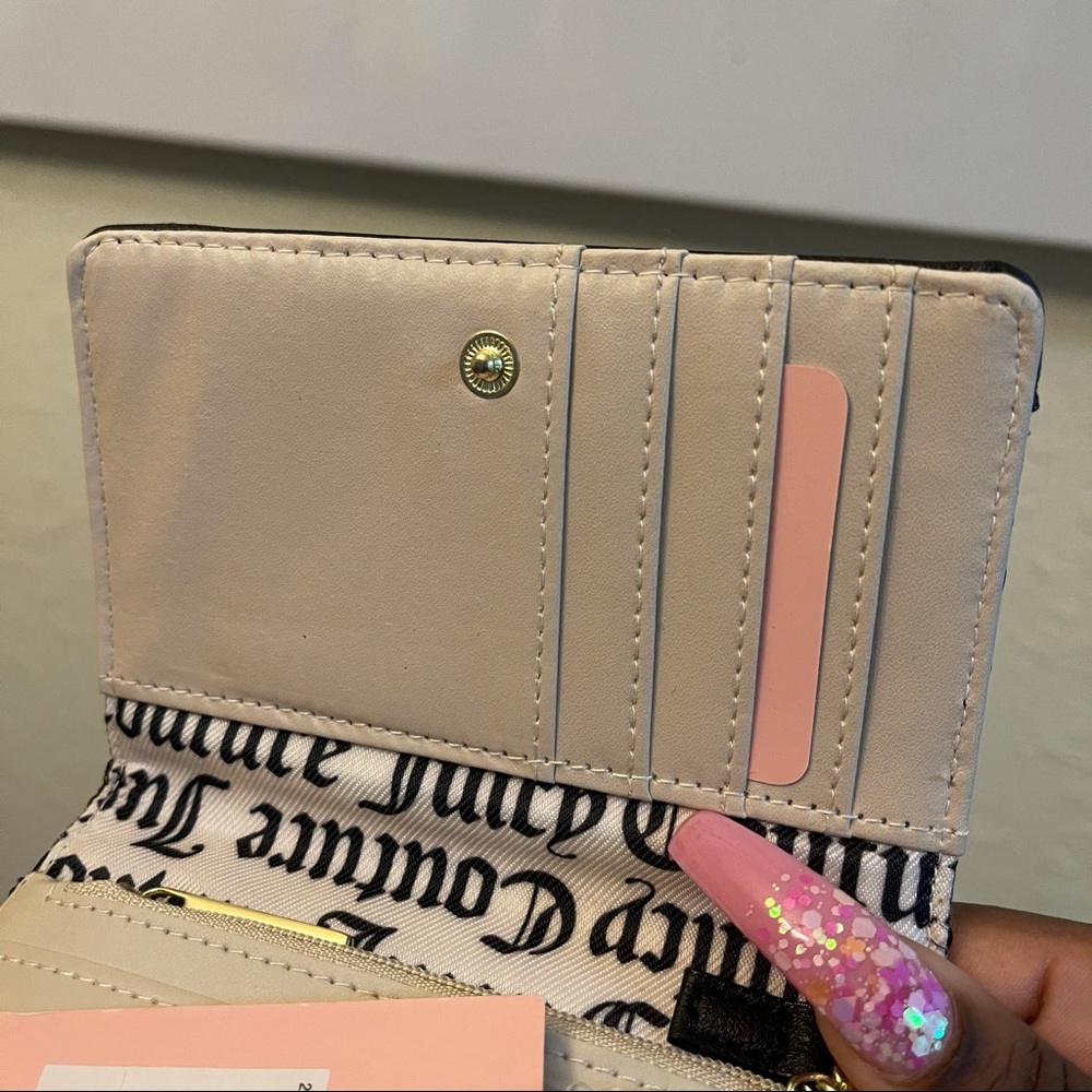 JUICY COUTURE “Oops a daisy fold over card case” - Picture 7 of 9